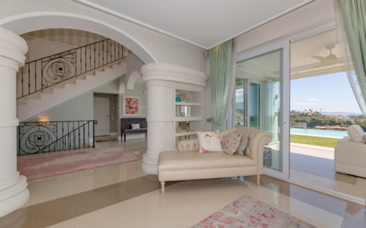 Exclusive Villa in Los Flamingos