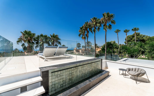 Outstanding villa in Sierra Blanca