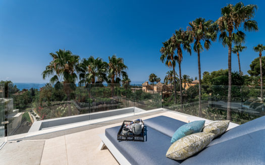 Outstanding villa in Sierra Blanca