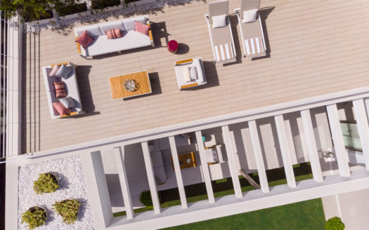 Splendid villa with views to La Concha mountain