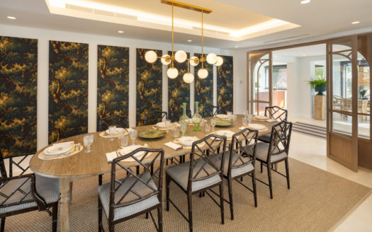 Exquisite family residence located in the heart of the golf valley.