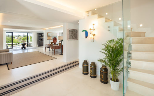 Exquisite family residence located in the heart of the golf valley.