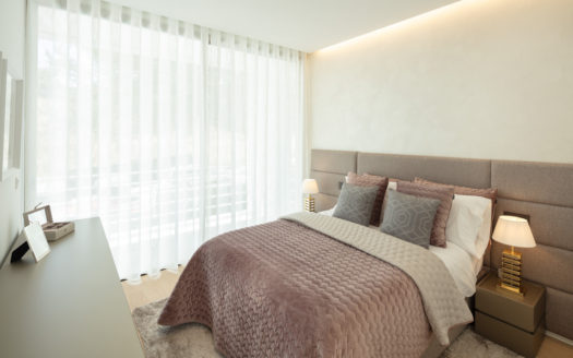 Splendid villa with views to La Concha mountain