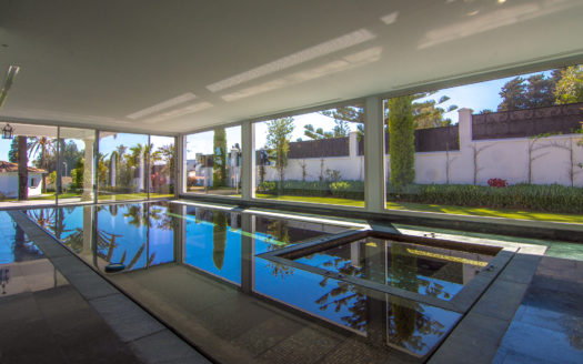 Luxurious property in the Golden Mile