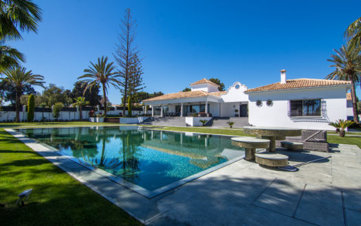 Luxurious property in the Golden Mile