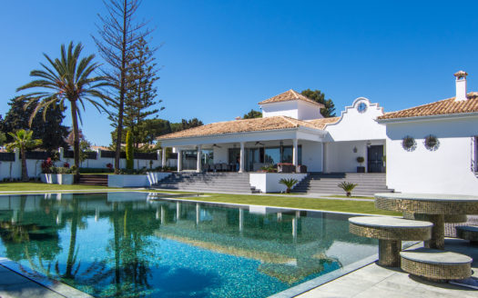 Luxurious property in the Golden Mile