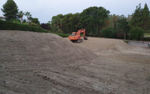 Investment Opportunity – Plot in El Paraíso Golf