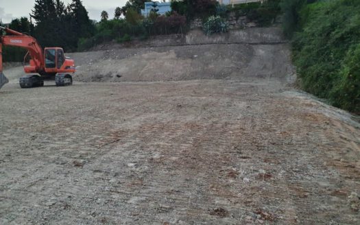 Investment Opportunity – Plot in El Paraíso Golf