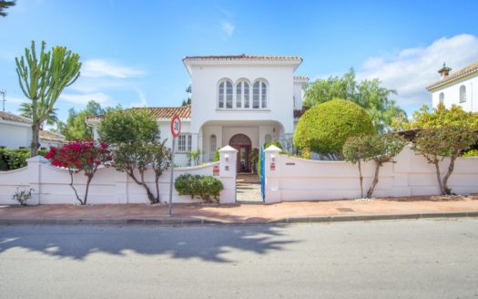 Amazing villa in Villa del Sol (Guadalmina)