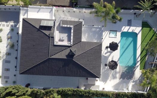 AMAZING VILLA ON SALE IN LOS MONTEROS