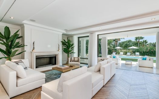 Sea & Mountain views Villa in Sierra Blanca