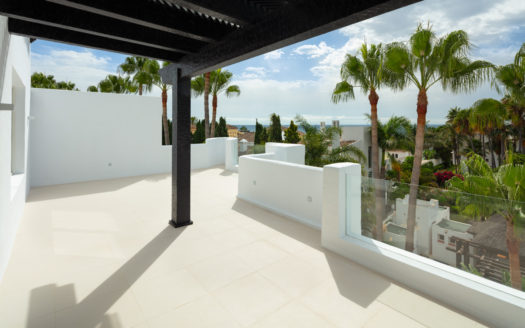 DUPLEX IN PUENTE ROMANO