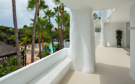 DUPLEX IN PUENTE ROMANO