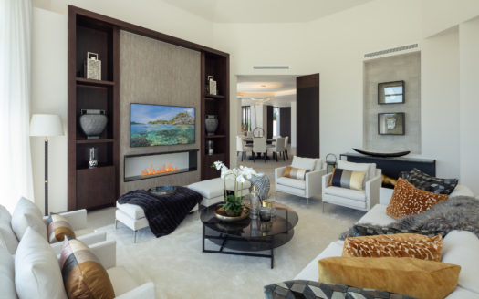 AN ELEVATED POSITION OVER THE GOLF VALLEY