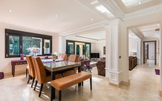 Luxury beach side detached villa in Benamara