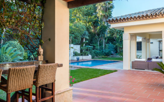 Luxury beach side detached villa in Benamara